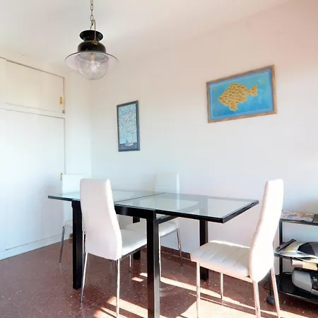 Apartment Catalonia 3-5 *