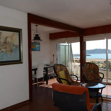 Apartment Catalonia 3-5 *
